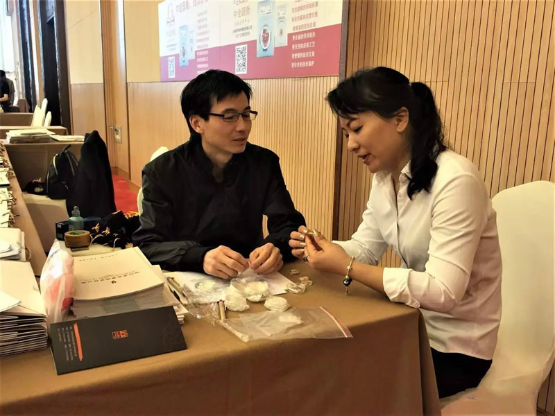 中金國(guó)衡上海送評(píng)中心參展浙江泉友會(huì)2017全國(guó)錢(qián)幣交流大會(huì)