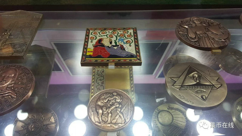 “國際幣章藝術(shù)展”上海巡展16日隆重開展