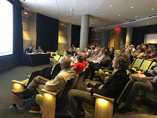 中國(guó)金幣總公司赴加拿大參加第35屆國(guó)際藝術(shù)紀(jì)念章聯(lián)合會(huì)大會(huì)及展覽